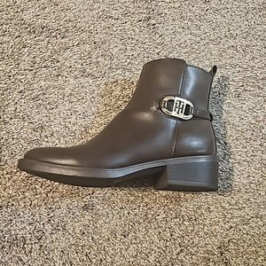 Tommy Hilfiger Brown Leather Bootie